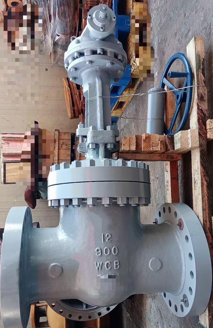 12 inch WCB GATE VALVE, 900LB . A216 WCB